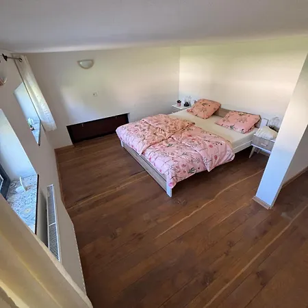 Loft U Kotynku * Veselí nad Lužnicí
